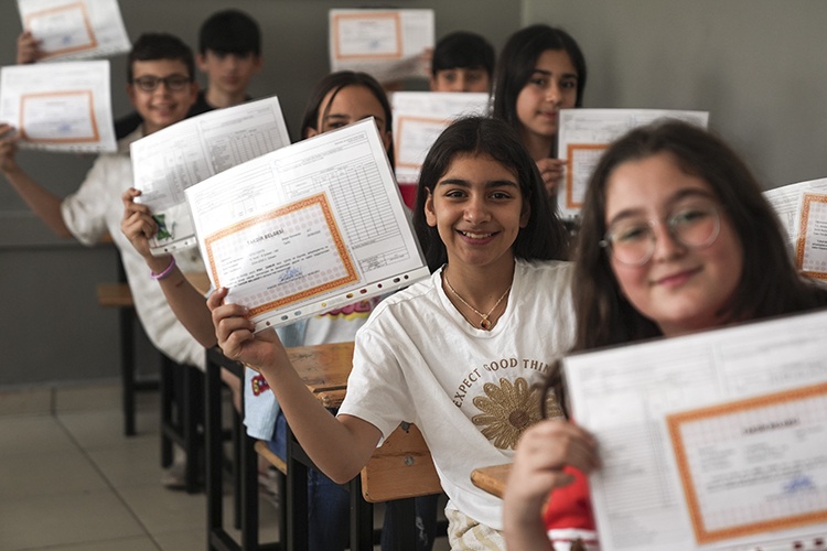 Karne günü tarihi 2026: Okullar ne zaman kapanacak, karneler ne zaman verilecek?